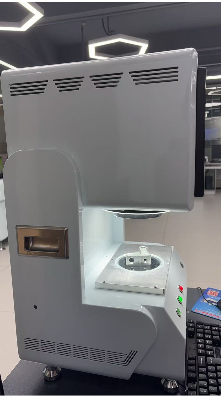 One-BUT-ton MINI AOI Machine UT-A100 - Detail 3